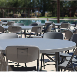 Chaises pliantes Norman ZOWN-Maxchief, gris anthracite plastique, solide, résistante polyéthylène HDPE pur, recyclable