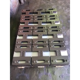 Poids de lestage forme H 20 kg, fabrication française , résistante, solide , Dim 300 x 265 x 55 mm, poids: 20kg