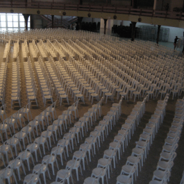 chaises blanche empilable Bistrot Garrotxa, plastique, résistante, solide, polyéthylène HDPE pur, recyclable