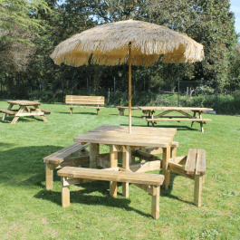 Table pique-nique carrée 210x210x74 cm, résistante, solide , éco-responsable Poids : 115 kg