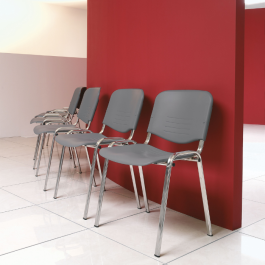 Chaise Iso empilable accrochable en polypro - piètement chrome- Fabriquer en France