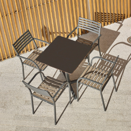 Table Kos carrée 70x70cm - Ezpeleta restaurant terrasse