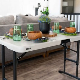 Table enfant pliante, beige 122x60cm hauteur ajustable, plastique, solide, polyéthylène HDPE pur, recyclable, table 4 personnes