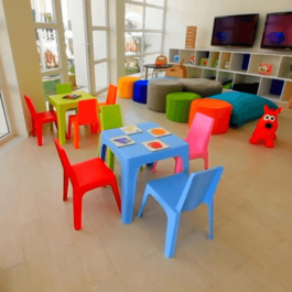 Table enfant Julieta mixte couleur - box palette - Resol